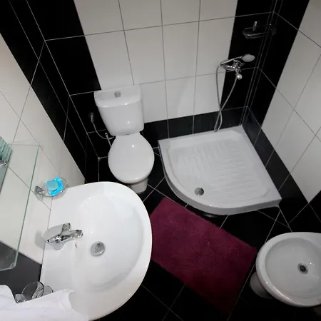 Ideal Holiday Apartments Sarande Exterior photo