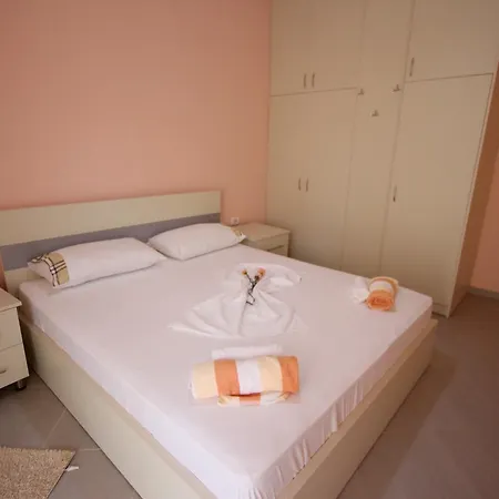 Ideal Holiday Apartments Sarande Exterior photo