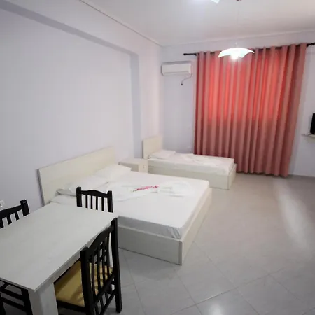 Ideal Holiday Apartments Sarande Exterior photo